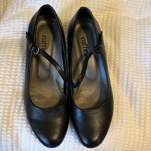 Umberto Rafinni pump black 38